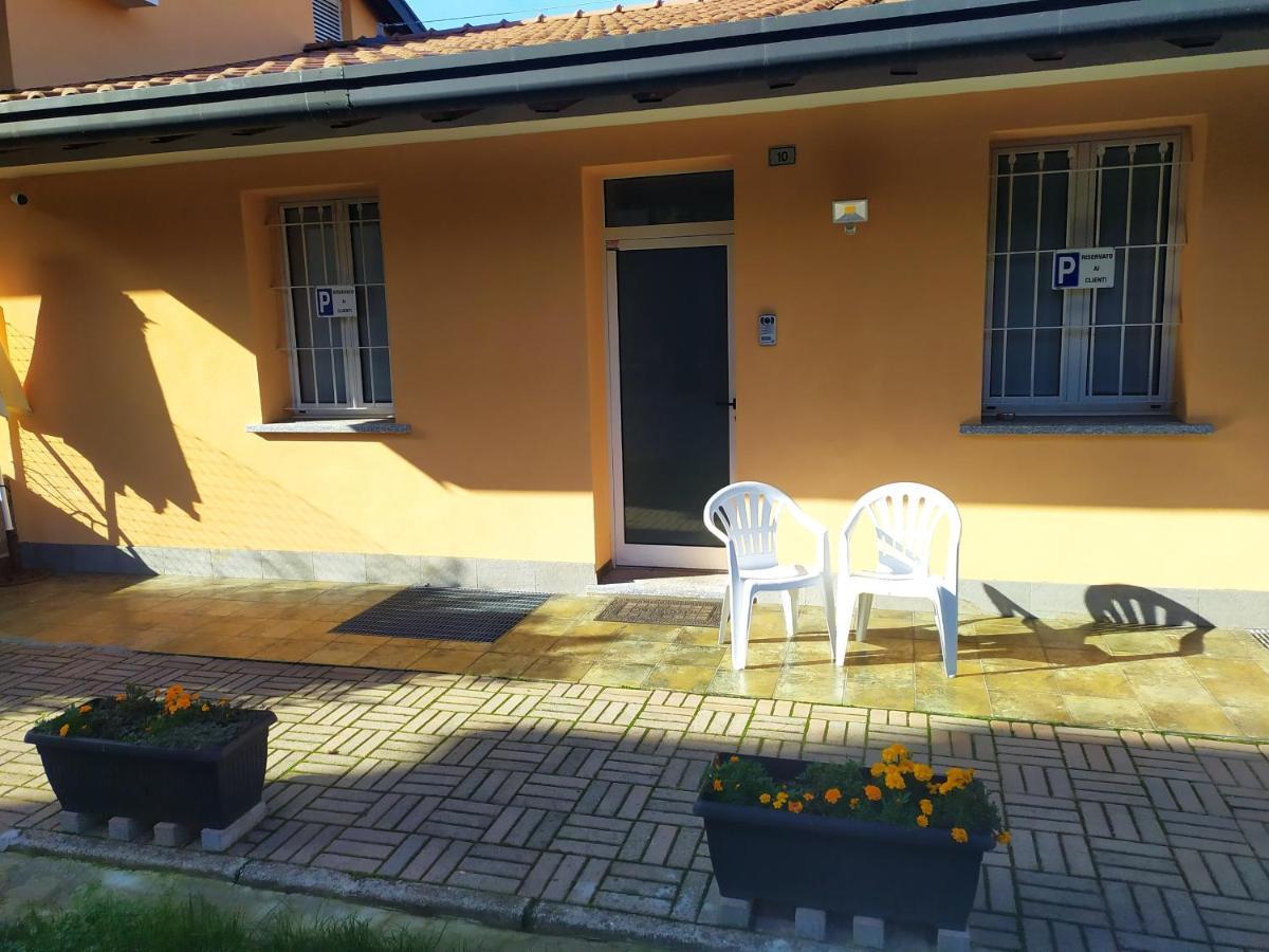 La Quiete Hotel Senna Comasco Luaran gambar